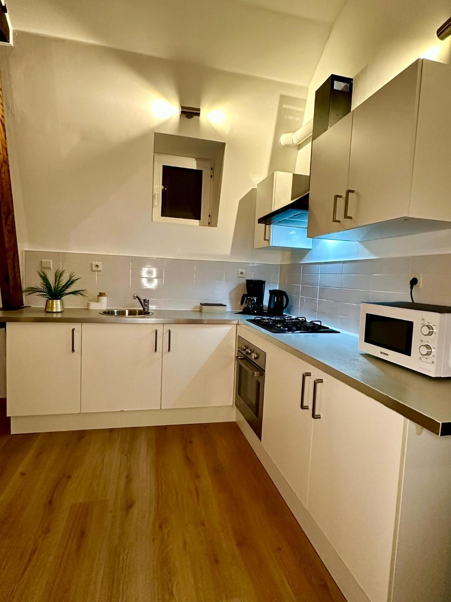 Luxury Suites Stay By Rikas Hotels Anversa Esterno foto